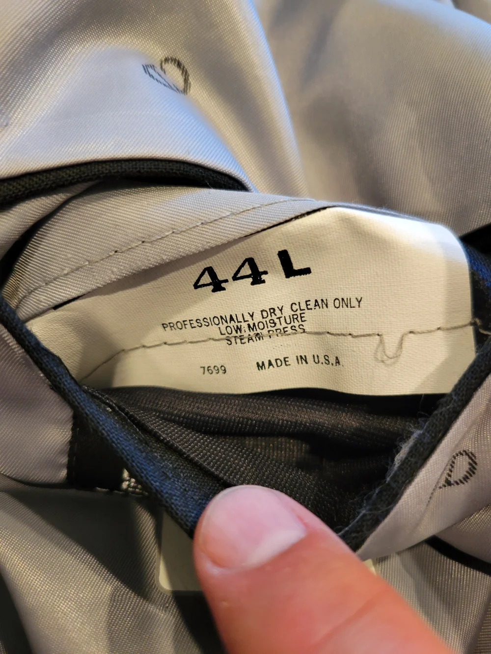 Christian Dior Men's Black Tuxedo Jacket Satin Lapel Made in USA Size 44L - Picture 4 of 11